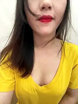 Snapshot of Dieknr chatting on 09/14/25, 11:04 Dieknr online show from 09/14/25, 11:04