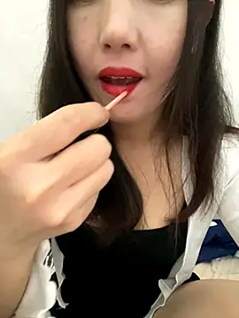 Snapshot of Dieknr chatting on 10/27/25, 01:31 Dieknr online show from 10/27/25, 01:31