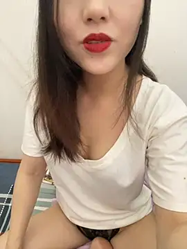 Snapshot of Dieknr chatting on 11/14/25, 01:26 Dieknr online show from 11/14/25, 01:26