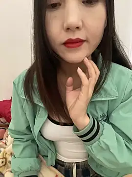 Snapshot of Dieknr chatting on 11/19/25, 01:27 Dieknr online show from 11/19/25, 01:27