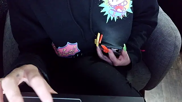 Snapshot of fetishslut4u chatting on 09/14/25, 03:33 fetishslut4u online show from 09/14/25, 03:33