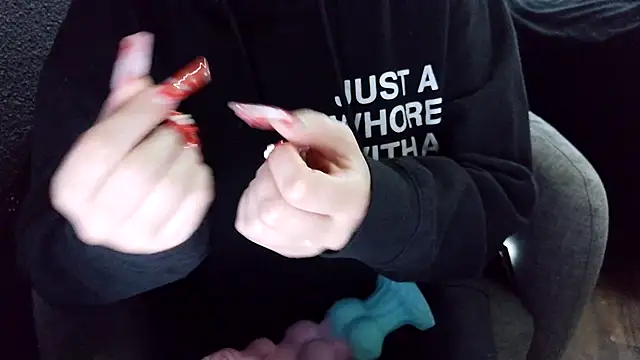 Snapshot of fetishslut4u chatting on 09/20/25, 09:49 fetishslut4u online show from 09/20/25, 09:49