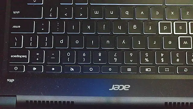 Snapshot of fetishslut4u chatting on 10/14/25, 08:37 fetishslut4u online show from 10/14/25, 08:37