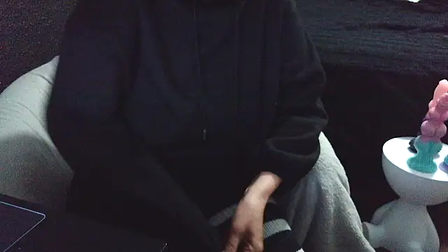 Snapshot of fetishslut4u chatting on 10/15/25, 12:38 fetishslut4u online show from 10/15/25, 12:38