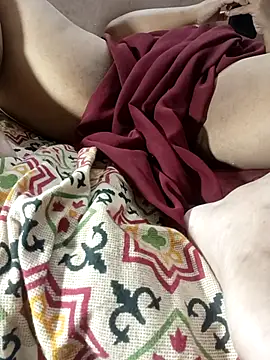 hot-chanda online show from 10/11/25, 11:36
