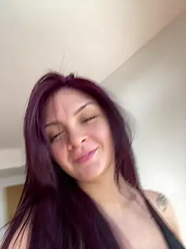 Danielaeliana online show from 07/29/26, 04:27