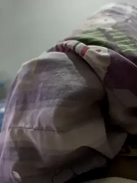 Snapshot of bigboys001 chatting on 09/15/25, 01:00 bigboys001 online show from 09/15/25, 01:00