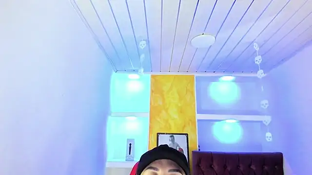 alison moon7 online show from 11/06/25, 02:40