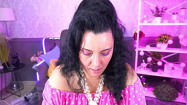 ValeryRosseee online show from 10/10/25, 01:43