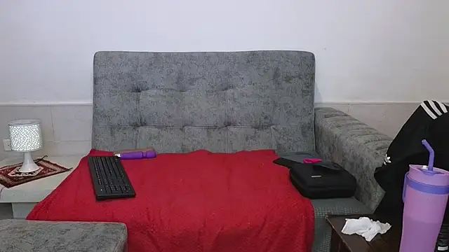 adahira08 online show from 10/02/25, 03:02