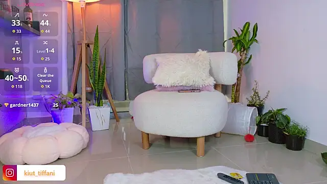 Kiut tiffanii online show from 09/12/25, 10:59