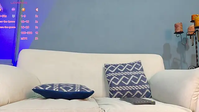 Snapshot of Daiisy_kiss chatting on 10/29/25, 01:30 Daiisy kiss online show from 10/29/25, 01:30