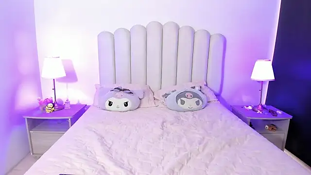 SofieBunnie online show from 09/26/25, 10:14