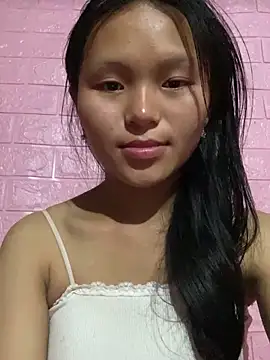 milo bae online show from 11/03/25, 07:42