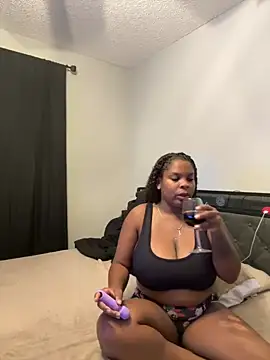 Snapshot of dreeFK chatting on 11/08/25, 05:29 dreeFK online show from 11/08/25, 05:29