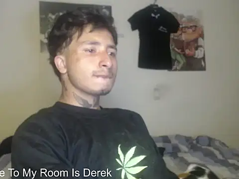Snapshot of derek_devil24 chatting on 05/23/26, 07:13 derek devil24 online show from 05/23/26, 07:13