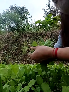 Snapshot of fanchunn chatting on 09/23/25, 10:40 fanchunn online show from 09/23/25, 10:40