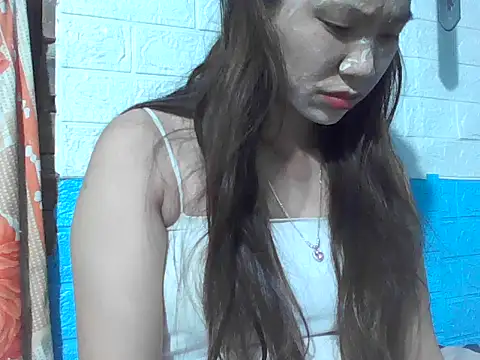 Snapshot of fanchunn chatting on 09/23/25, 11:52 fanchunn online show from 09/23/25, 11:52