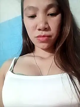 Snapshot of fanchunn chatting on 09/27/25, 02:11 fanchunn online show from 09/27/25, 02:11