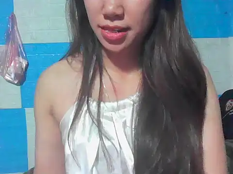 Snapshot of fanchunn chatting on 10/25/25, 01:18 fanchunn online show from 10/25/25, 01:18