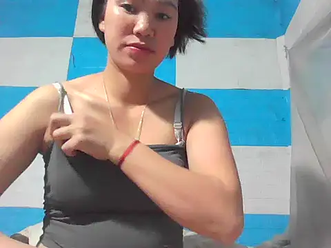 Snapshot of fanchunn chatting on 11/05/25, 12:54 fanchunn online show from 11/05/25, 12:54