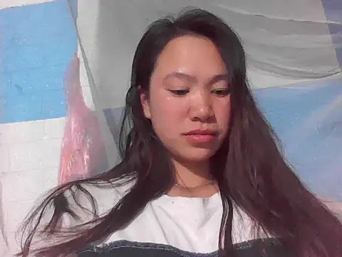 Snapshot of fanchunn chatting on 11/11/25, 09:59 fanchunn online show from 11/11/25, 09:59