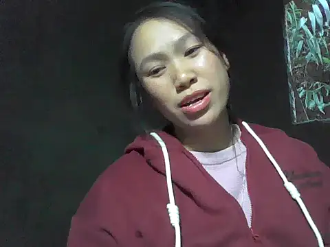 Snapshot of fanchunn chatting on 11/21/25, 09:52 fanchunn online show from 11/21/25, 09:52