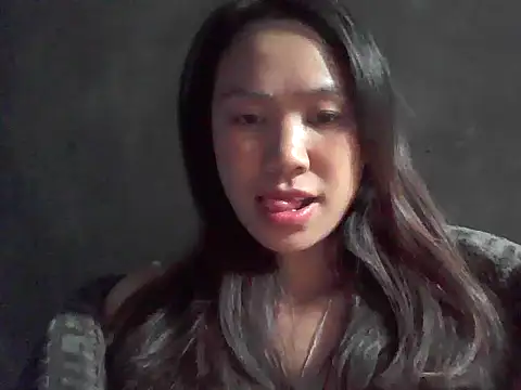 Snapshot of fanchunn chatting on 11/25/25, 11:54 fanchunn online show from 11/25/25, 11:54