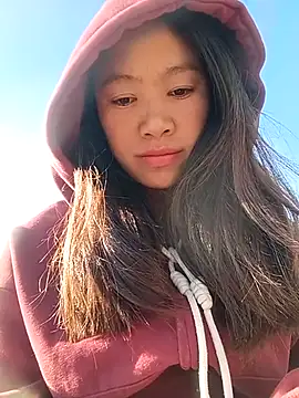 Snapshot of fanchunn chatting on 11/29/25, 12:46 fanchunn online show from 11/29/25, 12:46