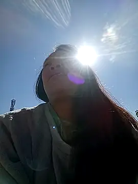 Snapshot of fanchunn chatting on 11/30/25, 03:32 fanchunn online show from 11/30/25, 03:32