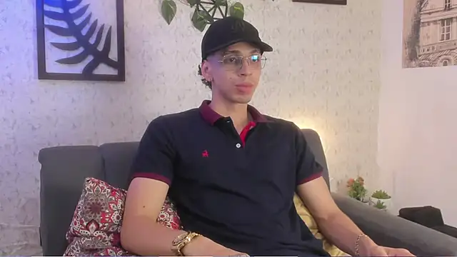 nicolai drake online show from 11/03/25, 03:41