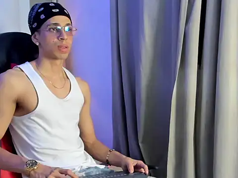 nicolai drake online show from 11/09/25, 04:55