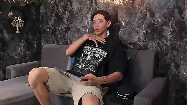 nicolai drake online show from 11/12/25, 11:03