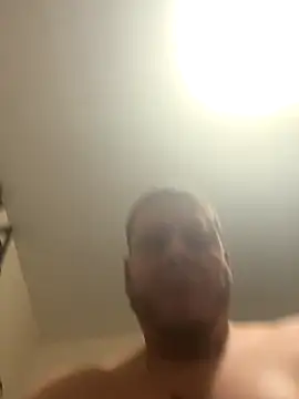 kev0n2389 online show from 10/05/25, 04:55