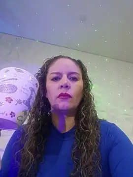 Nina vallon online show from 07/28/26, 10:43