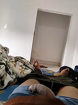 Snapshot of Jhaat_Ke_Baal_IND chatting on 12/16/25, 05:34 Jhaat Ke Baal IND online show from 12/16/25, 05:34