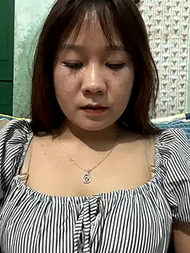 qinejr37 online show from 11/24/25, 02:06