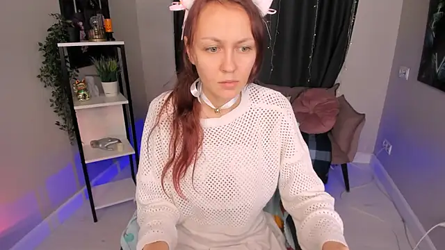 Snapshot of Mia_meowXkiss chatting on 11/06/25, 04:19 Mia meowXkiss online show from 11/06/25, 04:19