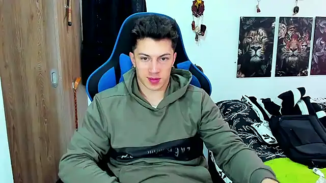 javiersexymann online show from 12/09/24, 08:12
