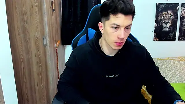 javiersexymann online show from 12/11/24, 05:48