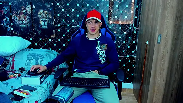 javiersexymann online show from 12/15/25, 05:39