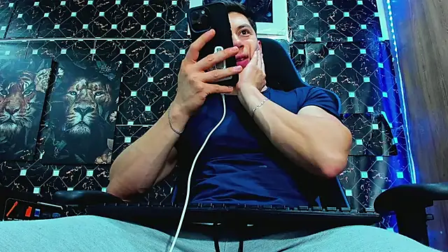 javiersexymann online show from 06/13/26, 05:16