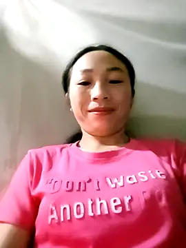 lucybaby00 online show from 11/14/25, 10:18