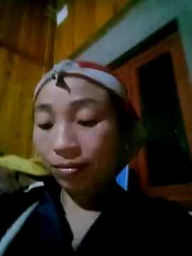 lucybaby00 online show from 11/29/25, 10:51