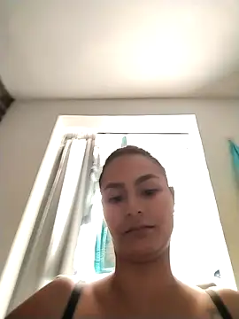 gabysanta  online show from 05/04/26, 05:42