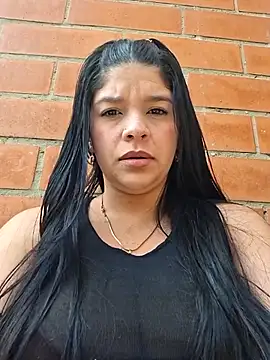 Eiimy pretty online show from 10/10/25, 07:57