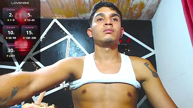 Angel latinboy online show from 09/22/25, 09:06