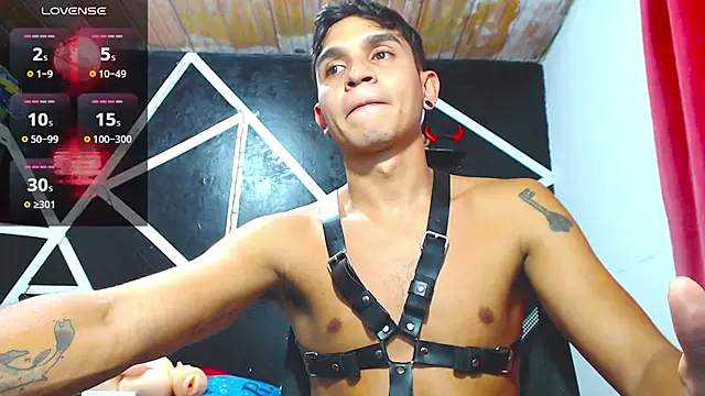 Angel latinboy online show from 09/25/25, 09:29