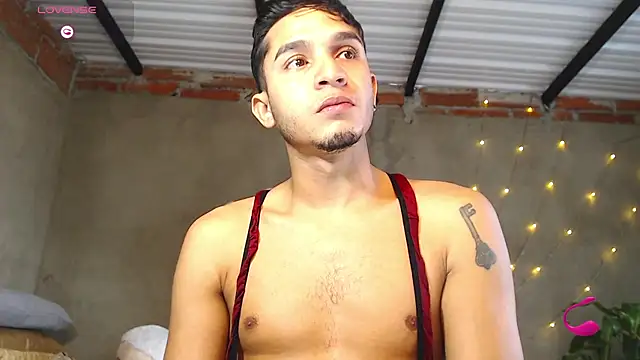 Angel latinboy online show from 06/09/26, 02:28