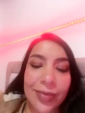 Snapshot of Anahibella chatting on 11/02/25, 06:27 Anahibella online show from 11/02/25, 06:27